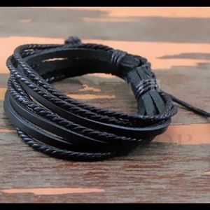 NEW❤️Black Leather Adjustable Bracelet
